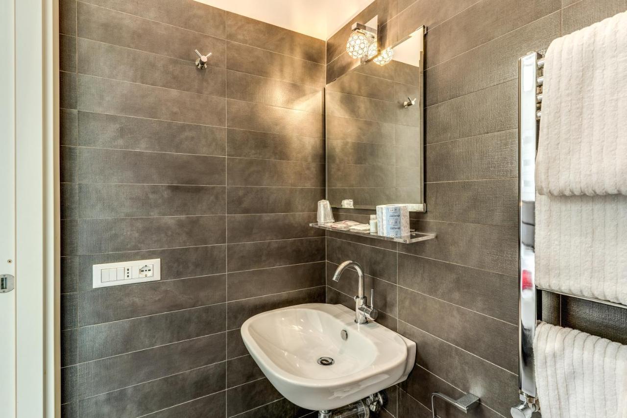 Deko Rome Bed & Breakfast Bagian luar foto