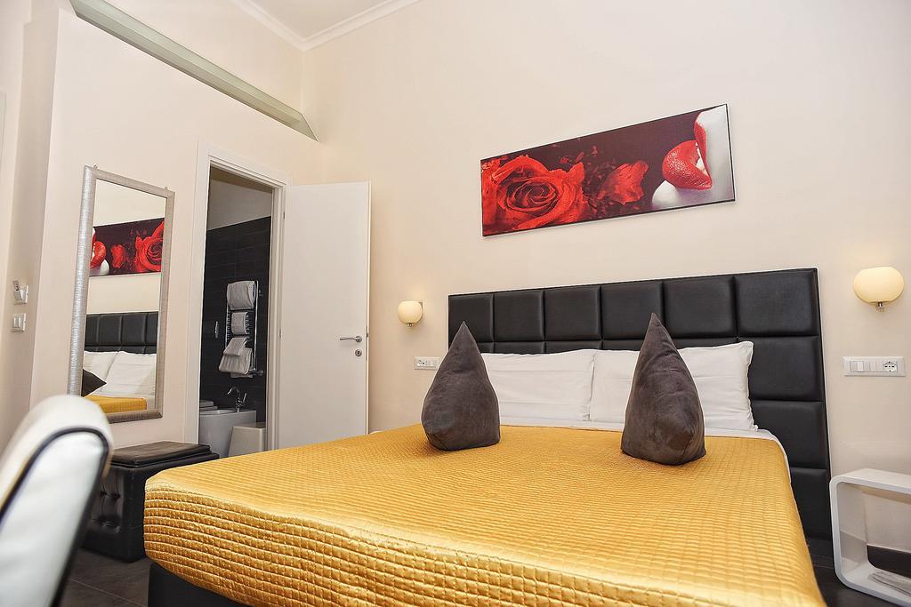 Deko Rome Bed & Breakfast Bagian luar foto